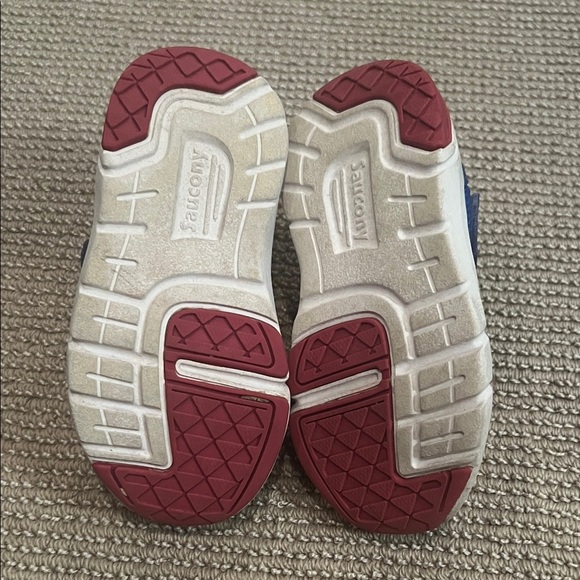 Saucony Kids Floral Multicolor Sandals - Picture 7 of 7